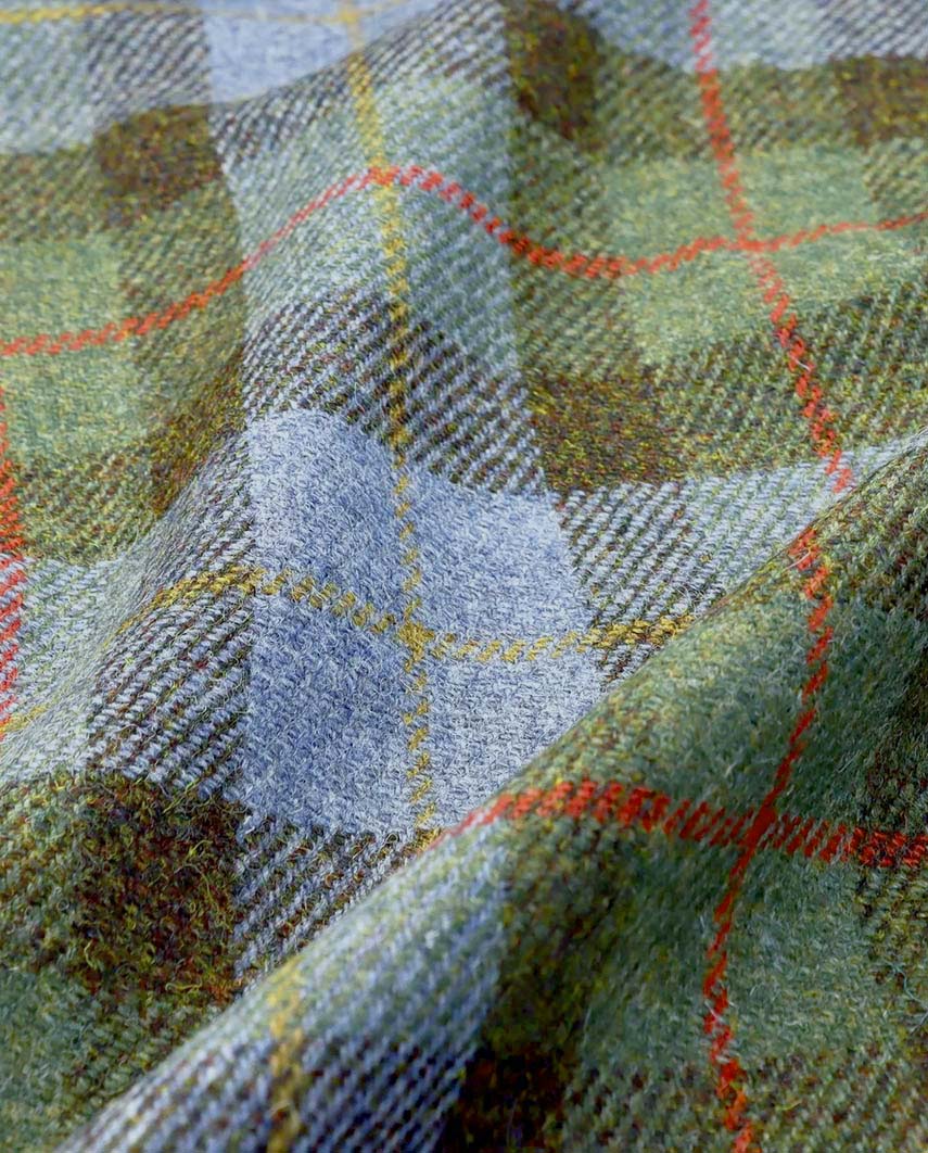 Bleistiftrock aus Harris Tweed in Highland Check - Image 3